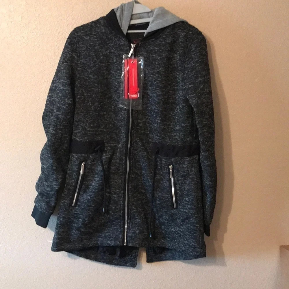 π Fall coat π - Picture 2 of 4